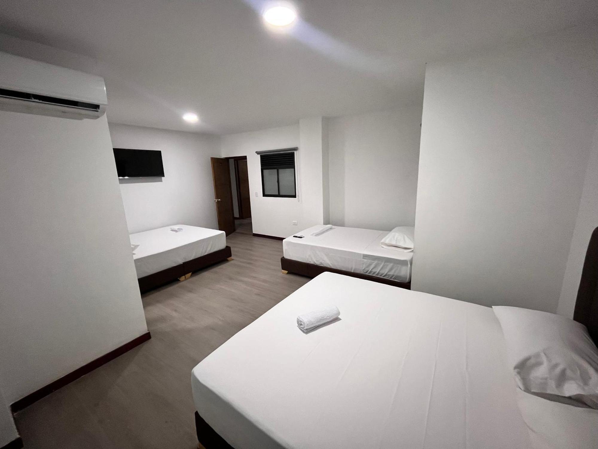 Hotel Gallery By 70 Medellin Ngoại thất bức ảnh
