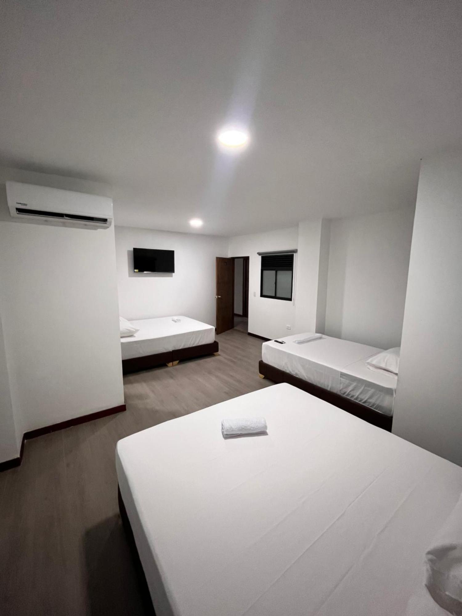 Hotel Gallery By 70 Medellin Ngoại thất bức ảnh